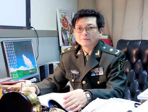 心脏外科专家肖颖彬 把“心”留给患者