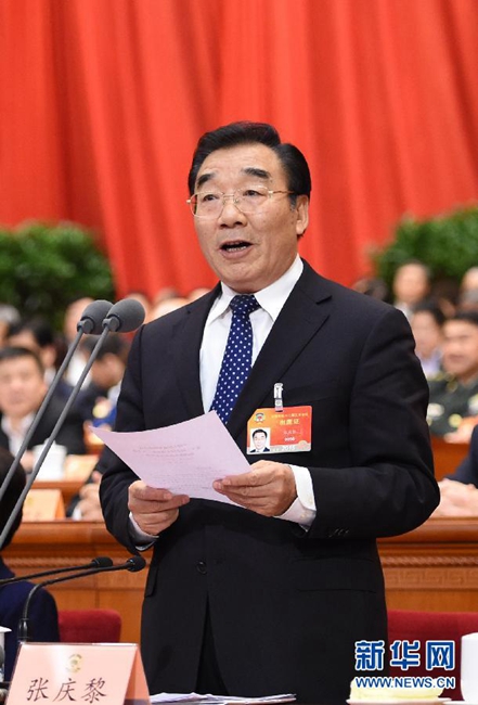 张庆黎主持会议.新华社记者  李学仁 摄