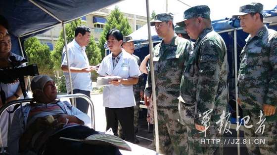 南疆军区已组织官兵搭建帐篷30多顶