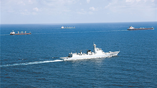 亚丁湾护航对维护国家战略利益具有重要意义