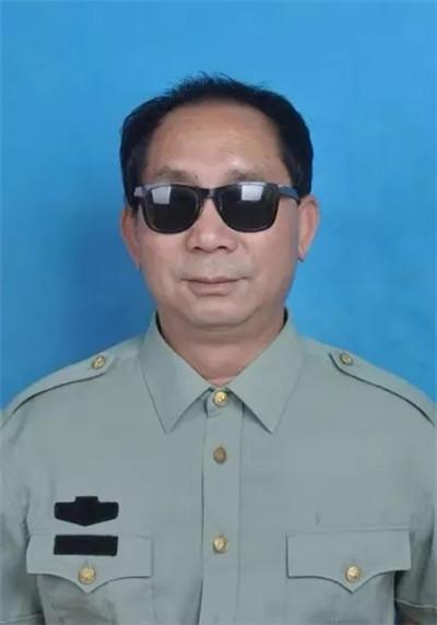 史光柱