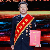 2021年度全国最美退役军人——李庆峰
