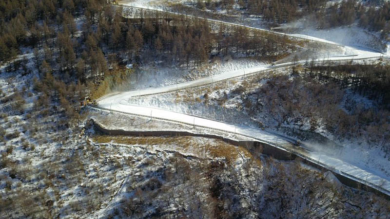 走近冬奥丨探访国家高山滑雪中心冬奥造雪工作