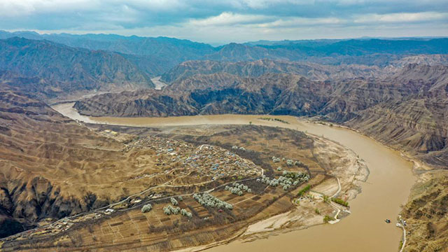 江河奔腾看中国：黄河下游标准化堤防全面建成