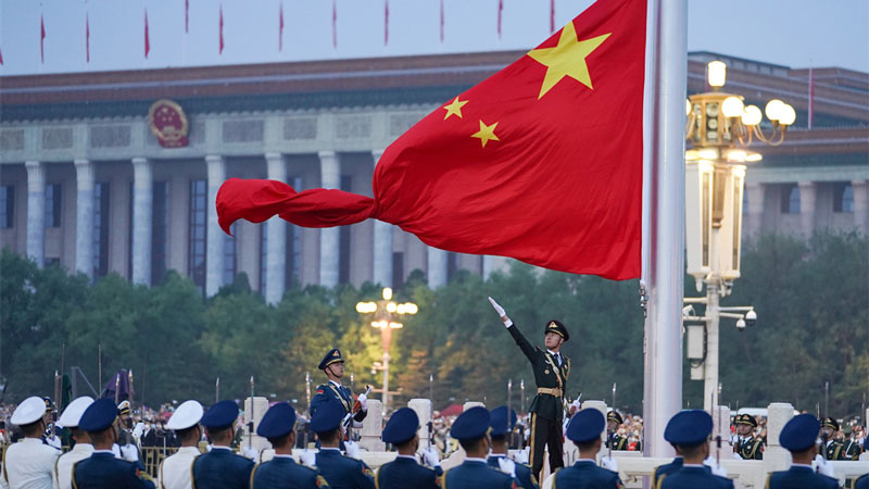 了不起的中国军人丨高光时刻之外,仪仗兵有着这样的平凡世界