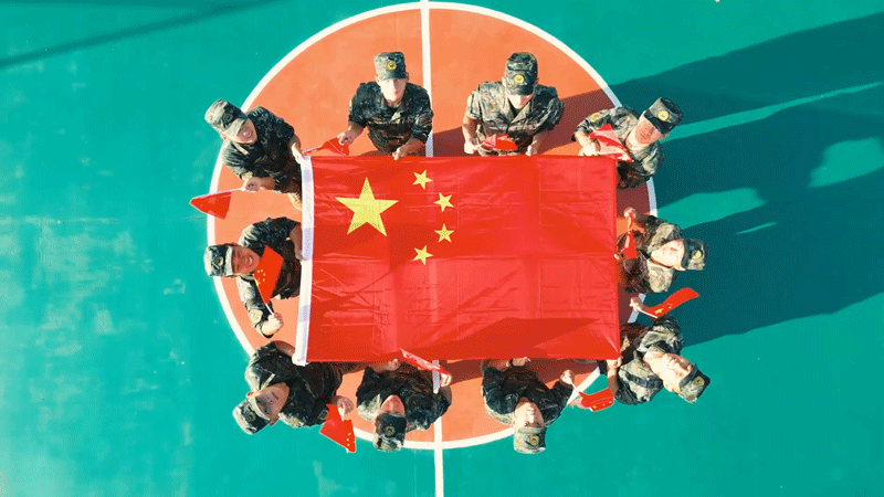 一曲《我和我的祖国》 祝您生日快乐！