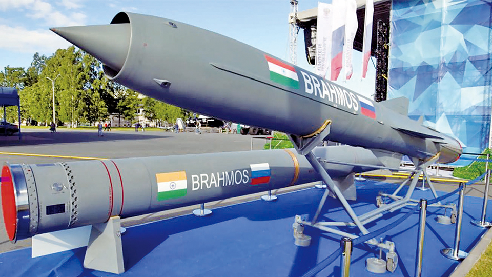 印海军将列装“布拉莫斯”导弹