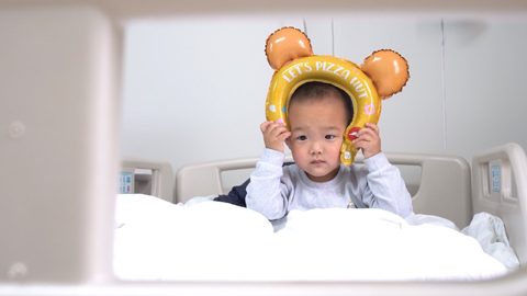 西南医院成功为两岁军娃实施肝脏肿瘤手术