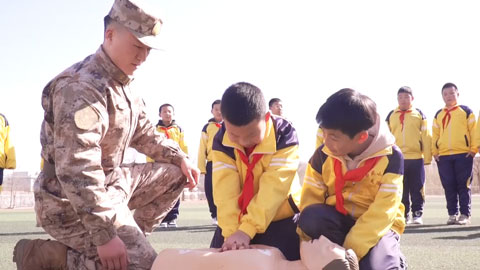 全国中小学生安全教育日 部队官兵在行动