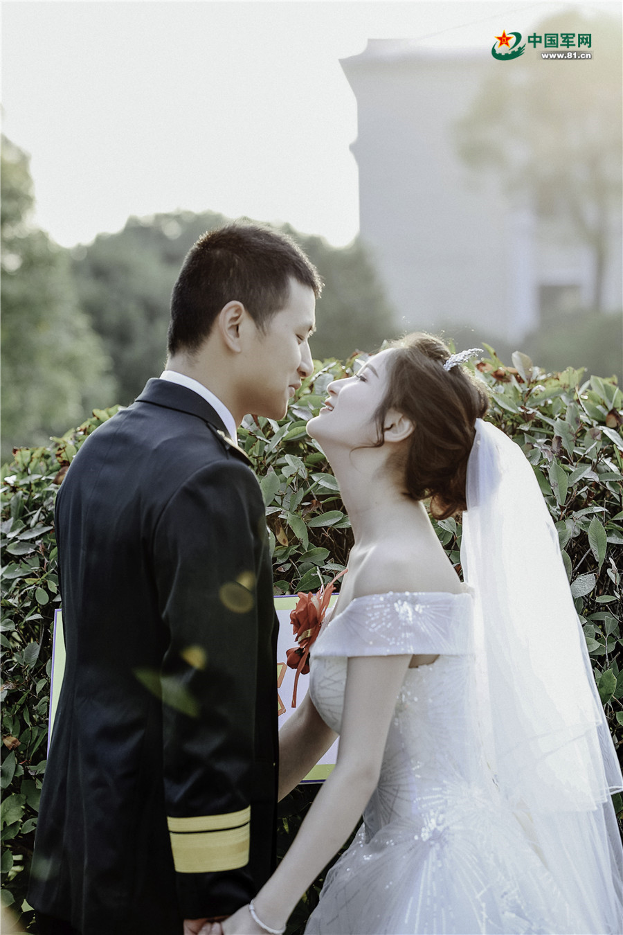 火箭军婚纱照_火箭军(2)