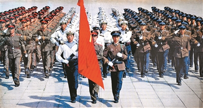 中国人民解放军三军仪仗队队员,曾作为标兵参加1984年国庆阅兵.