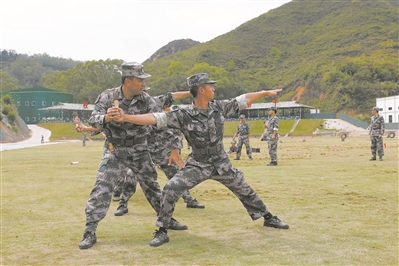 广东省揭阳军分区组织民兵教练员集训