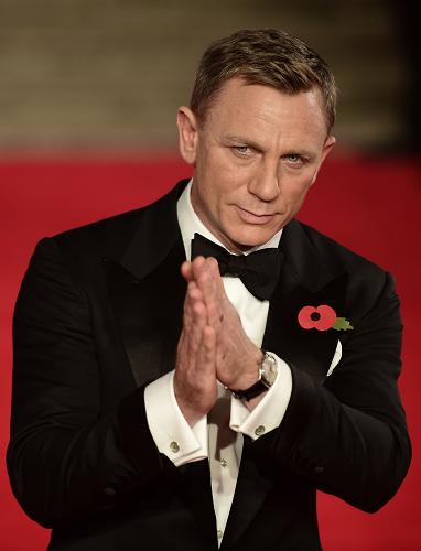最新007电影英国首映
