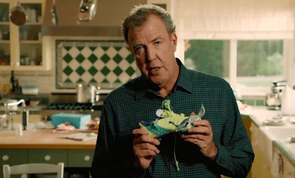 亚马逊公布无人机快递广告:30分钟送达、能感