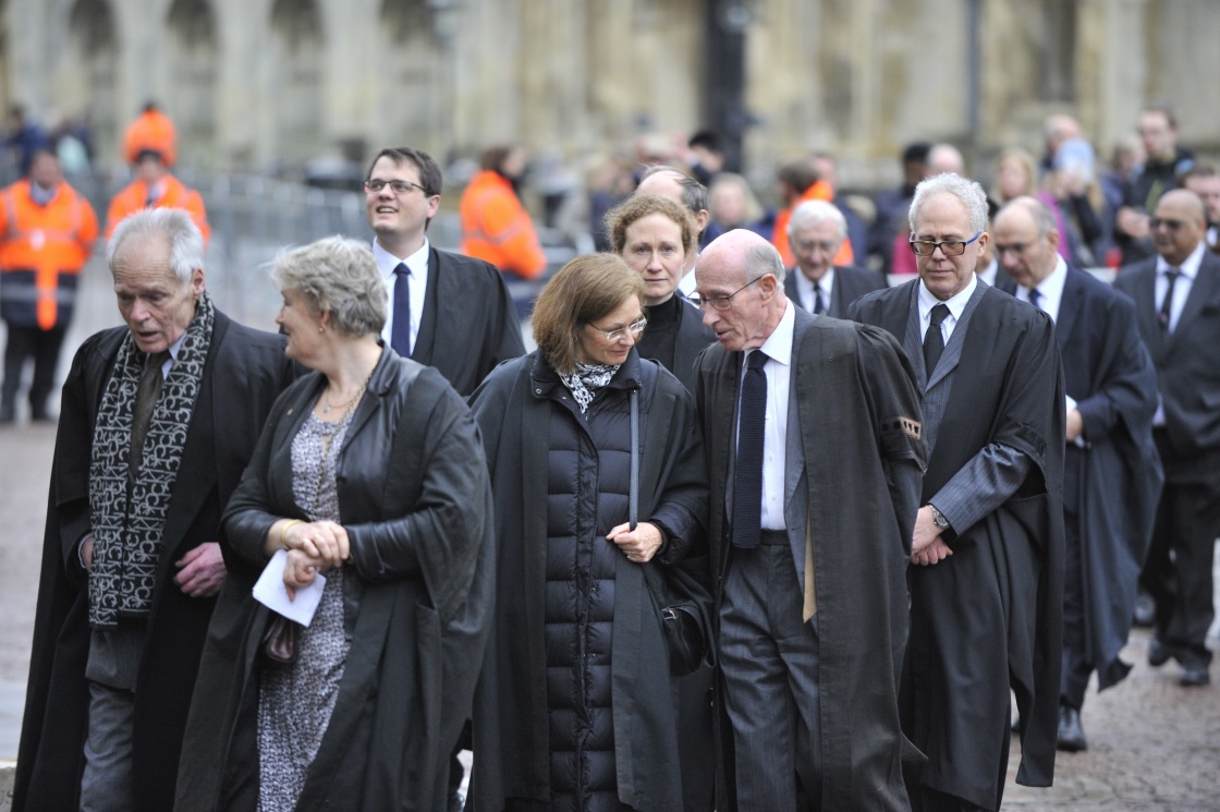 英国剑桥举行葬礼告别霍金