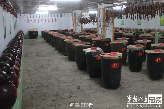 来瞧瞧军营里的菜窖味美爽口忘不了