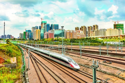 粤港澳大湾区:创建宜居宜业宜游的人文湾区