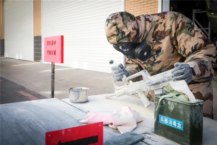 潜江打造全国优质户外服装供应链基地