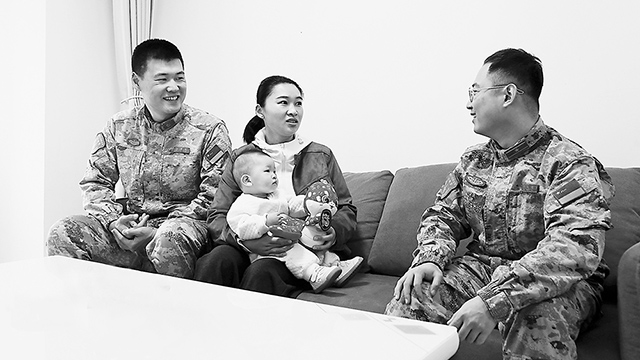 火箭军某旅以法治思维破解营区管理难题的调查