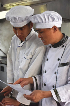 三尺灶台奏响舌尖乐章