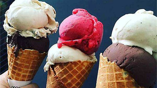 切莫贪凉 冰淇淋吃多了还会“冰淇淋头痛”