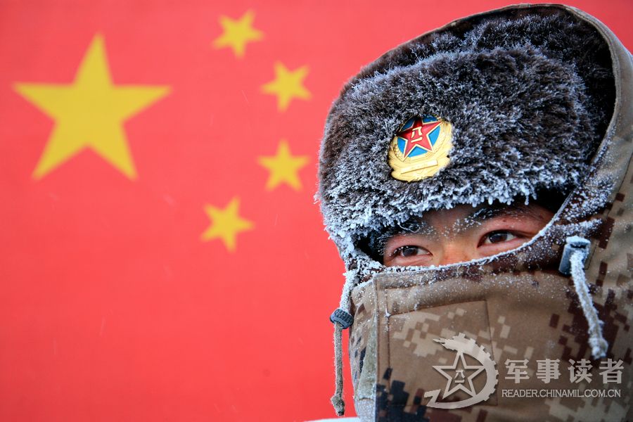 基层摄影家魏建顺作品《北极边疆有群火热的兵》