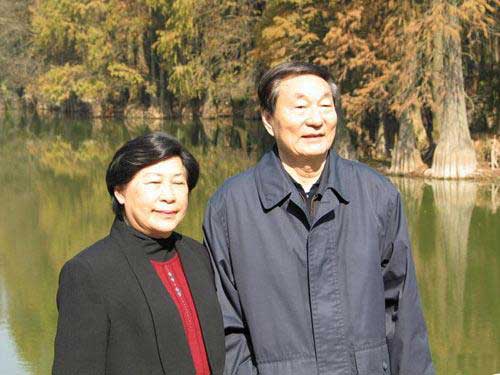 劳安与朱镕基