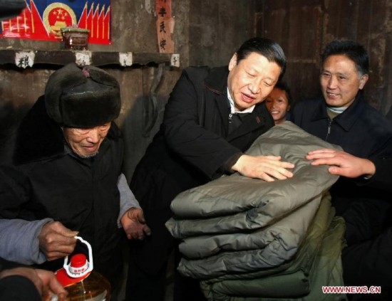习近平彭丽媛恩爱家庭照片曝光