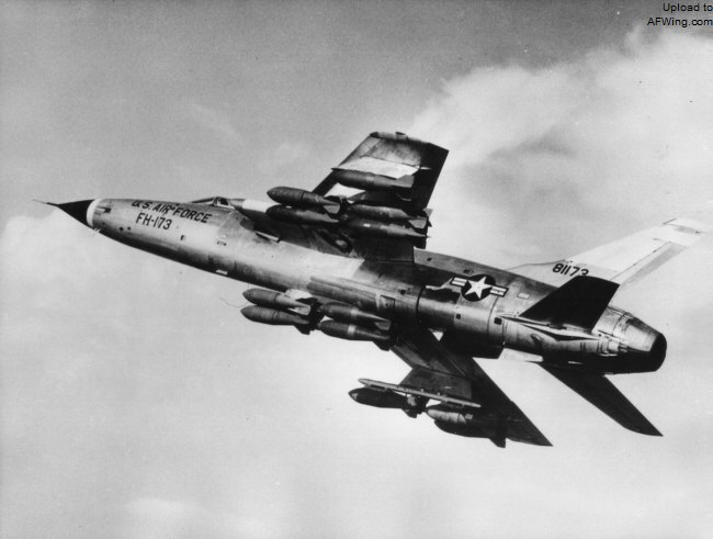【兵器那些事】生不逢时的雷公:美国f-105雷公战斗机