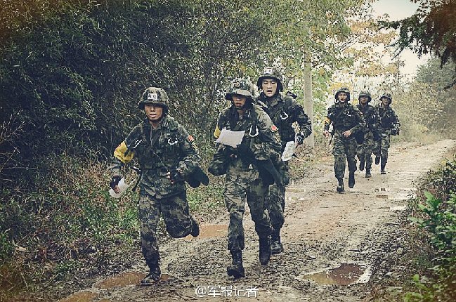 高清：军校“跑男”，活力十足！【9】