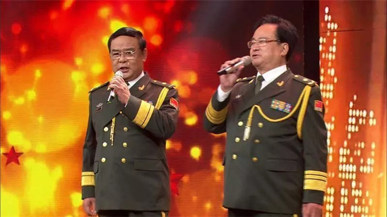 军歌看我的曲谱_陶笛曲谱12孔(5)