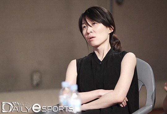 电竞界唯一女教练金秋天离队 10年教练生涯完结