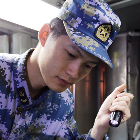 你见过凌晨3点的舰艇吗?有一群水兵枕戈待旦