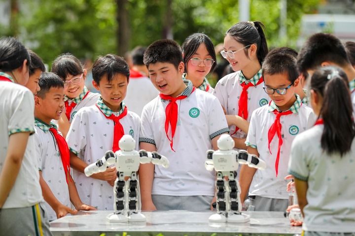 雷火电竞新华全媒头条习和希望工程的故事(图3)