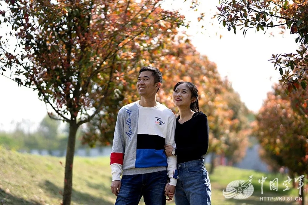 身为军人的我,爱上了身为飞行员的你