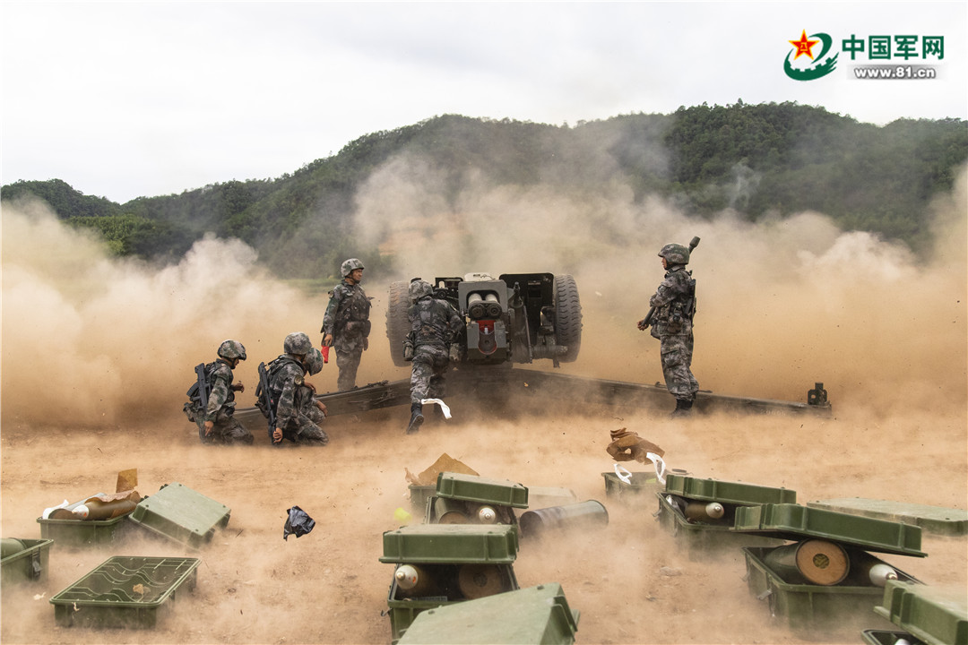 战神怒吼,看炮兵这样"豪横"! - 中国军网