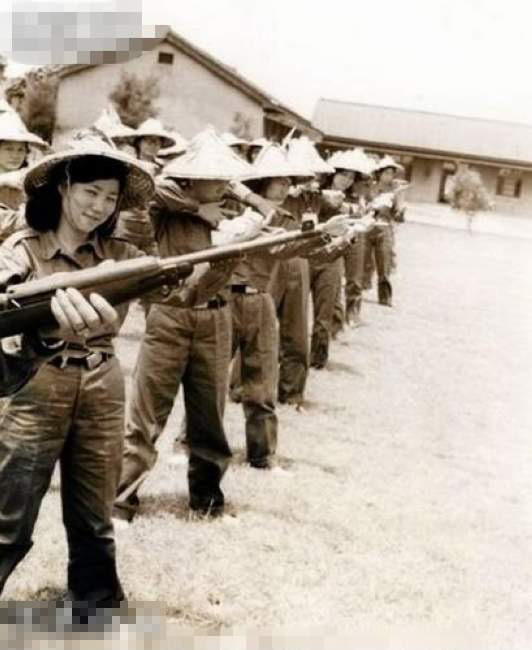 国民党也有女民兵:金门民防自卫队女兵照