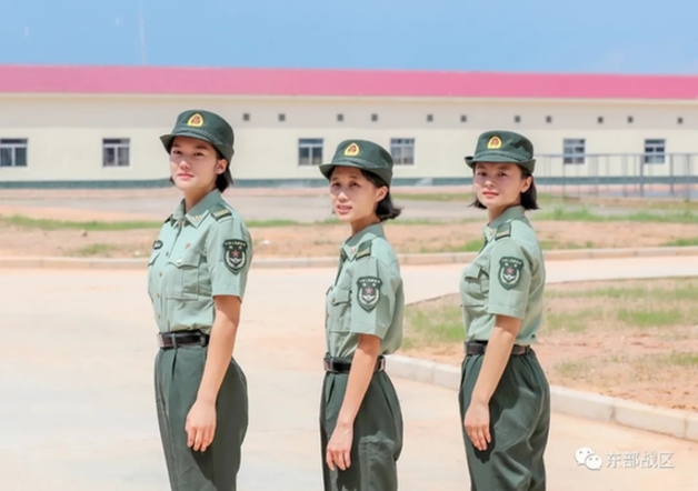 这些女兵都要退伍了,她们的告别感言直击心灵