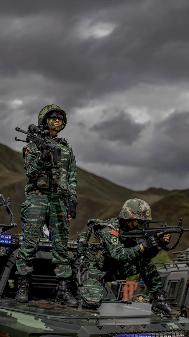 特战女兵主题壁纸来了!