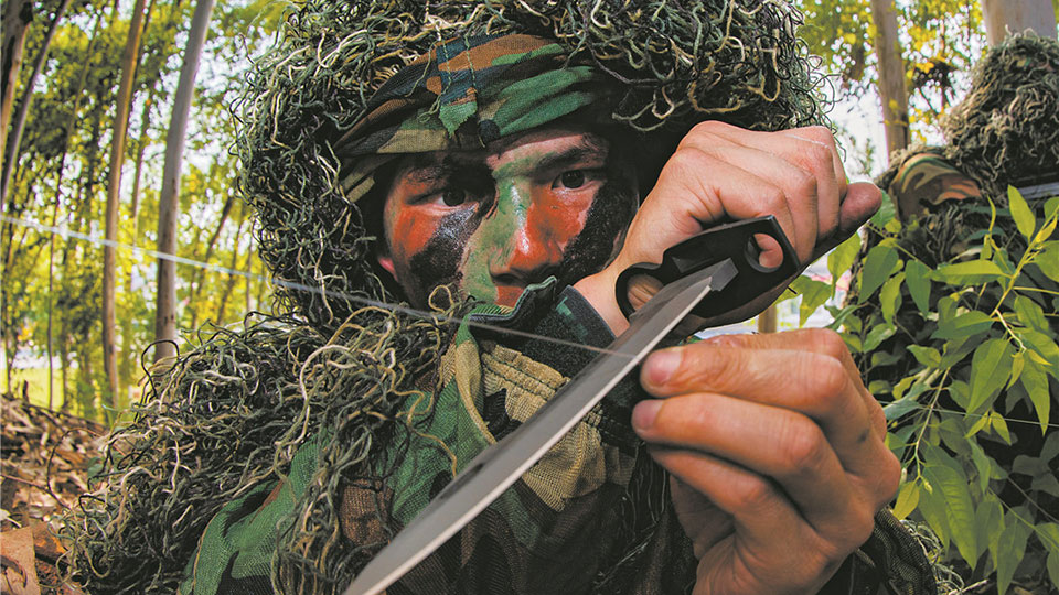 攥指成拳砺精兵！武警广西总队机动支队多专业协同演练掠影