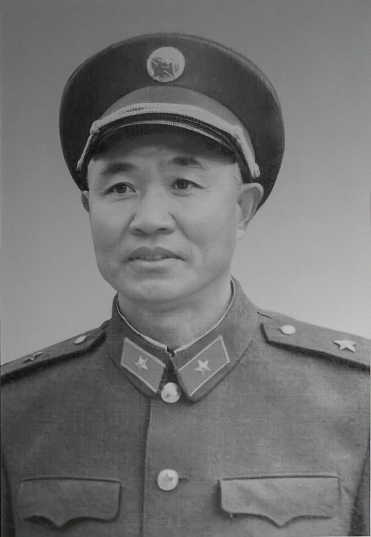 闫秉章