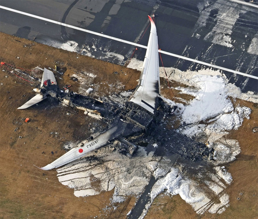 Japan will conduct a formal investigation on the collision accident of Haneda Airport