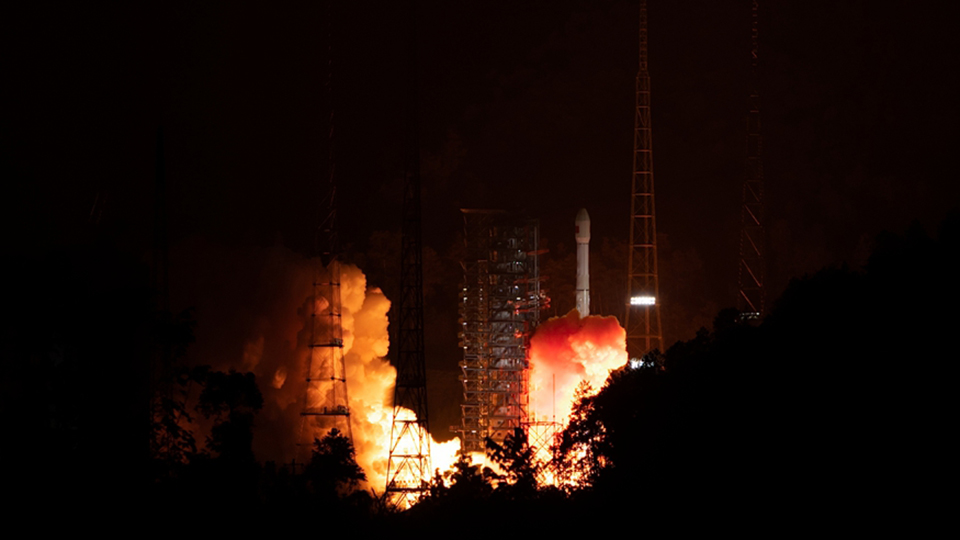 我国成功发射通信技术试验卫星二十一号