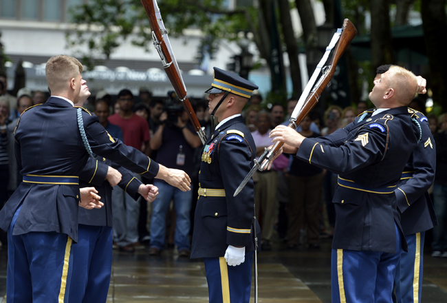 纽约庆祝美国陆军建军239周年