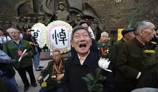 在烈士安葬的日子，我们不妨聊聊他们的生前身后事