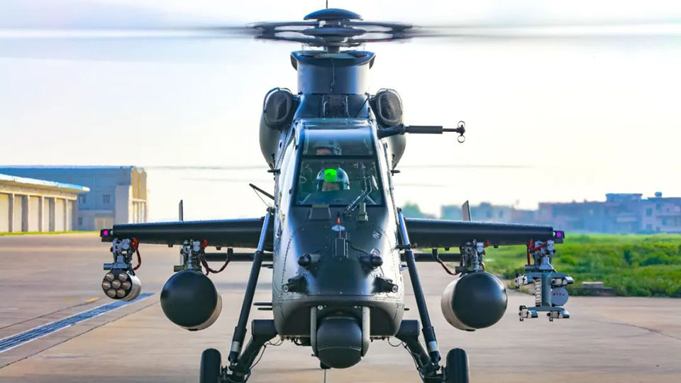 东南海域，陆军直升机超低空机动突防！