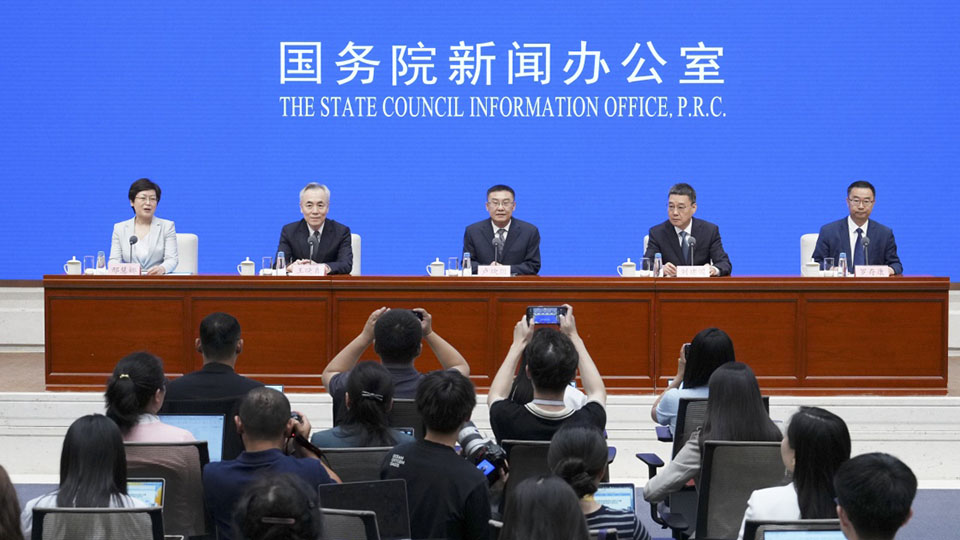 国新办举行新闻发布会介绍抗战胜利80周年主题展览和推出优秀文艺作品、文艺活动有关情况