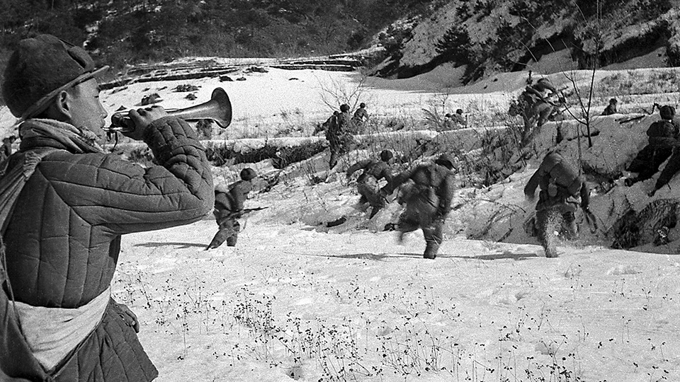 老照片中的好作风：军号声声 誓言铮铮