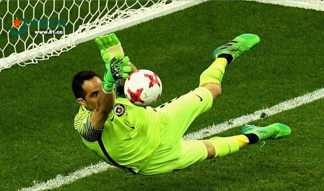 门将布拉沃神勇 智利率先闯进联合会杯决赛