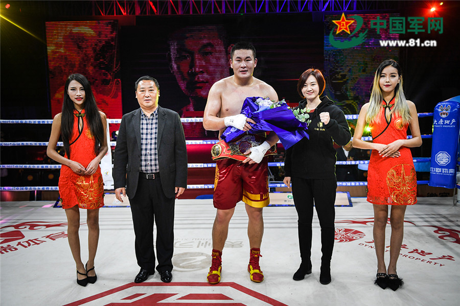 中国拳王赛激战革命圣地 牟海鹏加冕重量级金